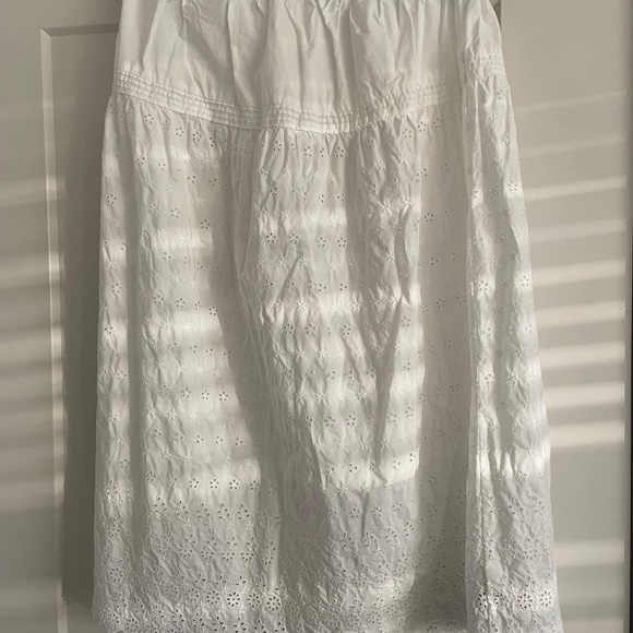 Gap x Doen White Eyelet Skirt - Picture 3 of 3